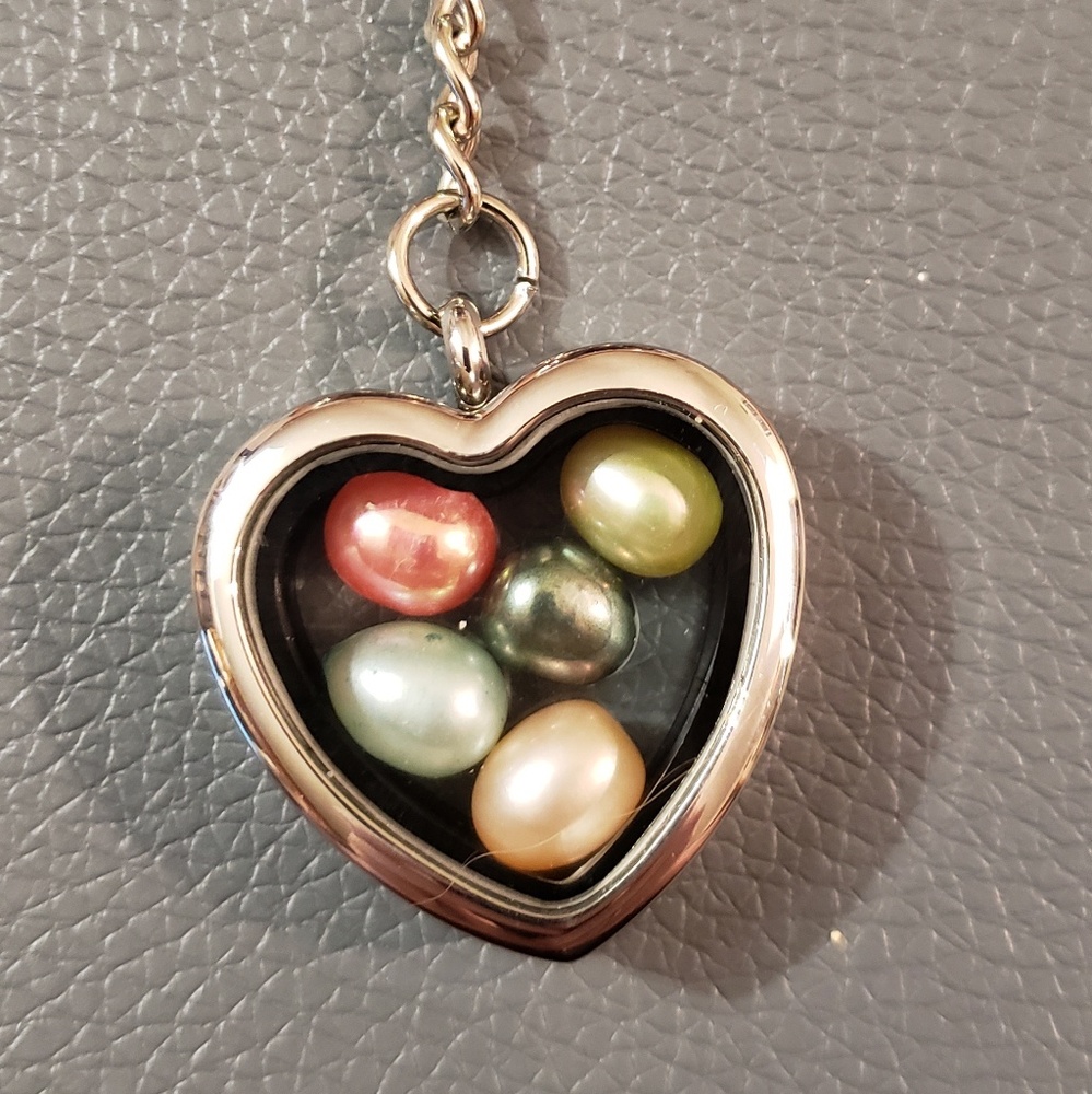 Keychain or necklace locket